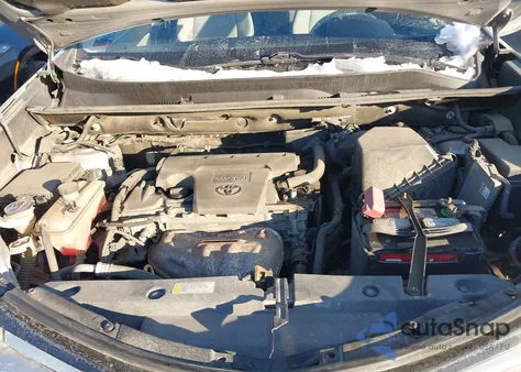 2017 Toyota Rav4 Xle из США, поврежденный, VIN 2T3WFREV2HW385649